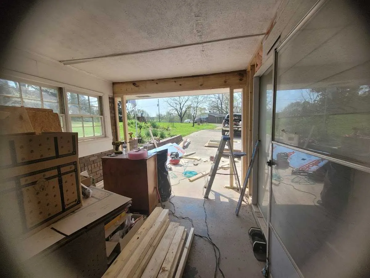 Air movers and dehumidifier for Drying & Dehumidification in Holly Hill